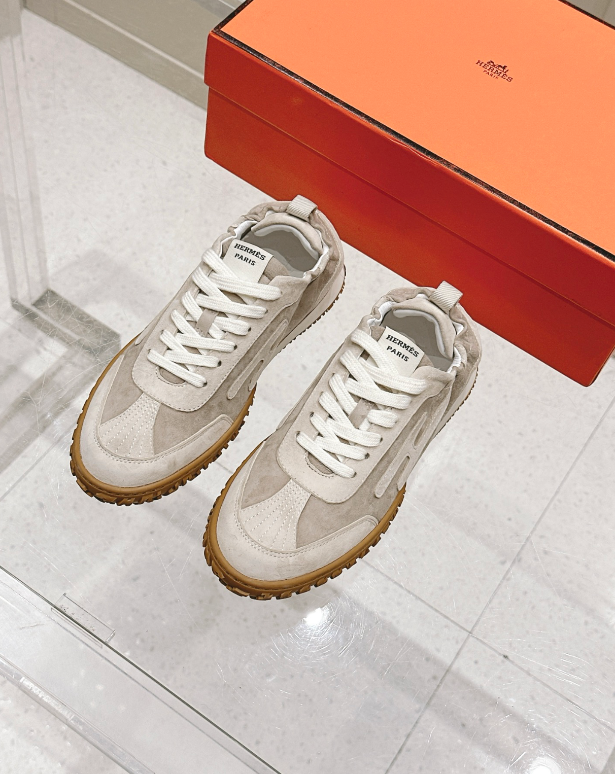 Hermès Jet Grey/Beige Sneakers