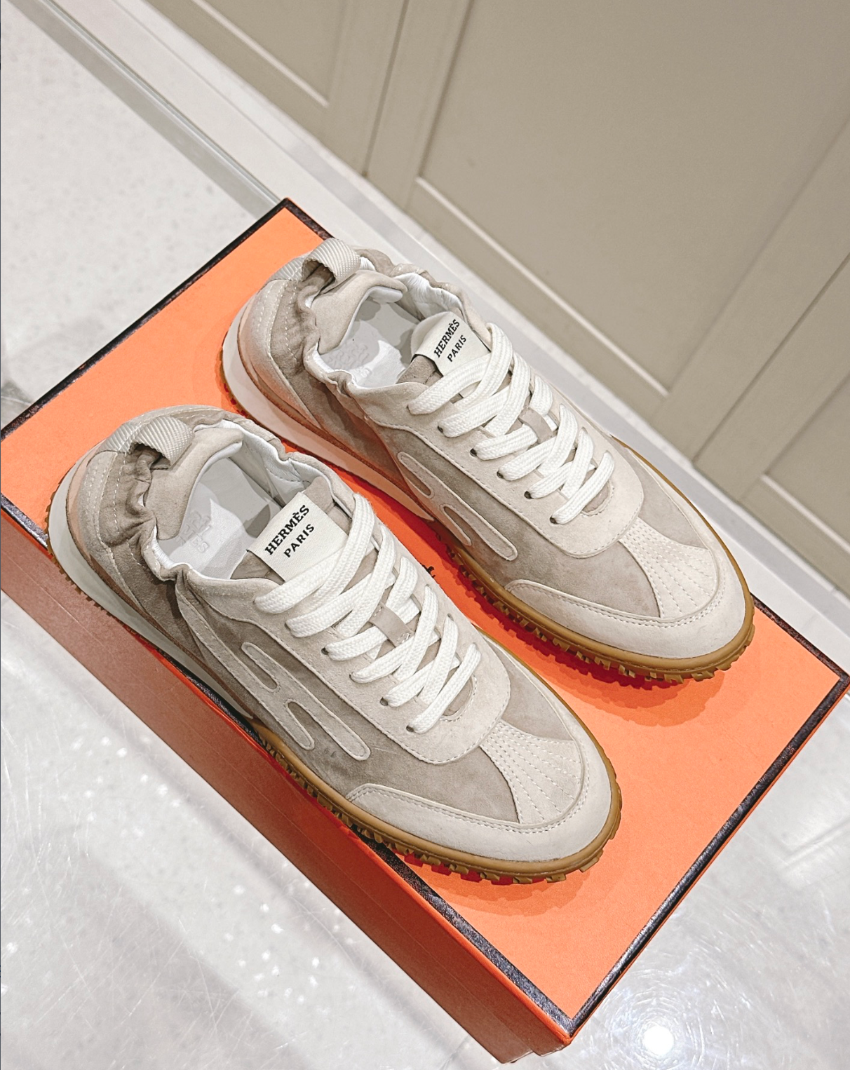 Hermès Jet Grey/Beige Sneakers