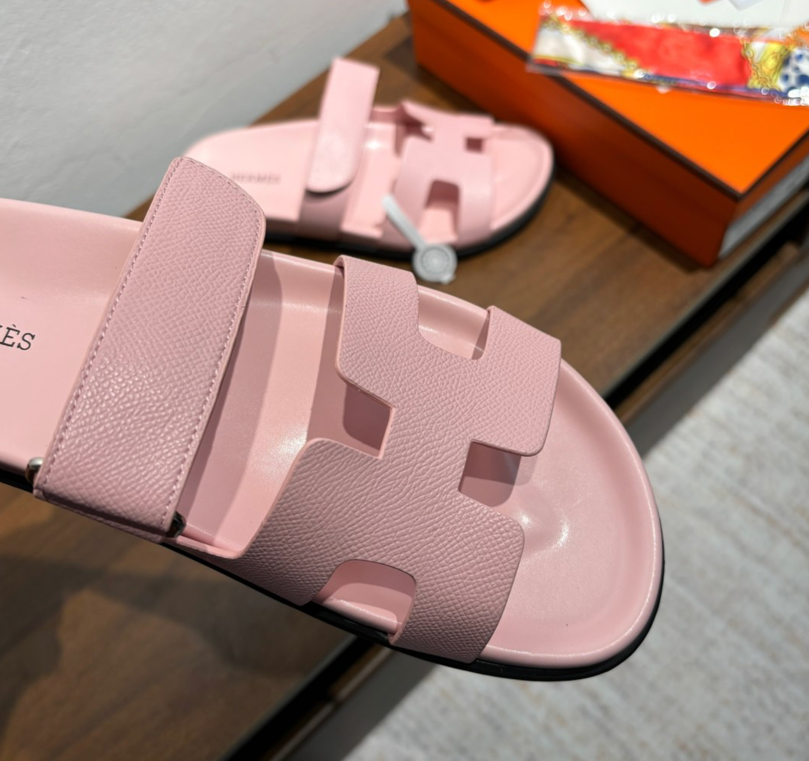 Hermès Chypre Leather Pink Sandal