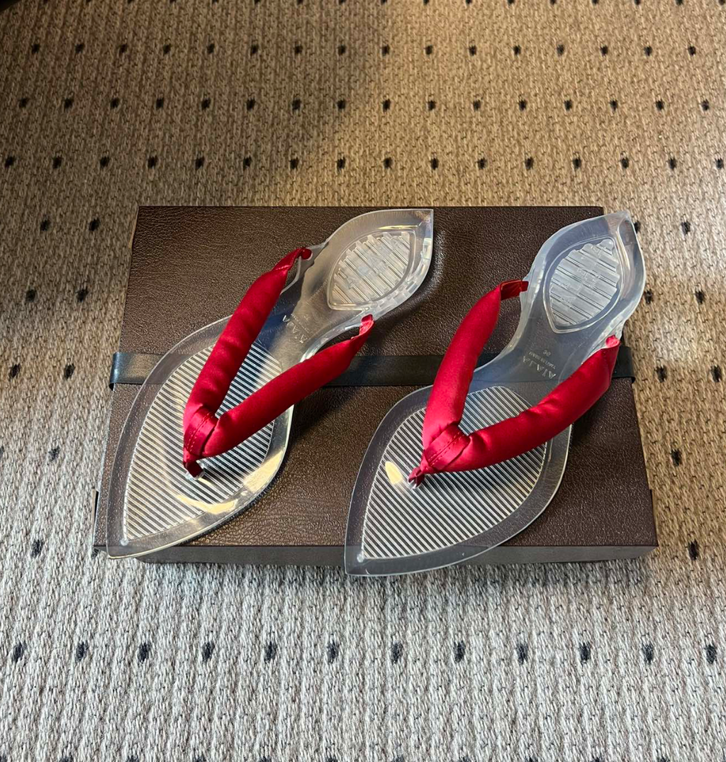 ALAÏA CHERRY INVISIBLE THONG IN SATIN