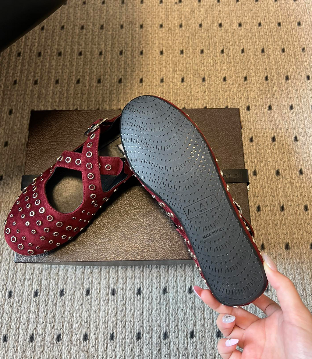 ALAÏA BURGUNDY CRISS CROSS BALLET FLATS SUEDE WITH EYELETS