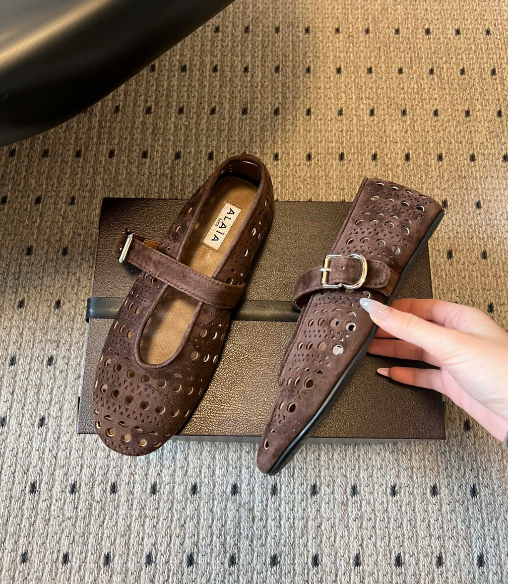 ALAÏA MOCHA SUEDE VIENNE PERFORATED BALLET FLAT