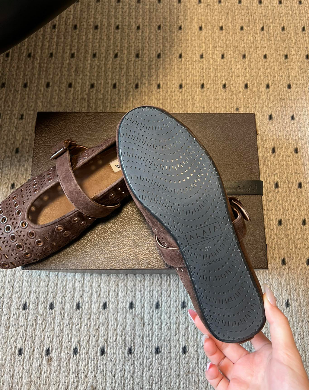 ALAÏA MOCHA SUEDE VIENNE PERFORATED BALLET FLAT