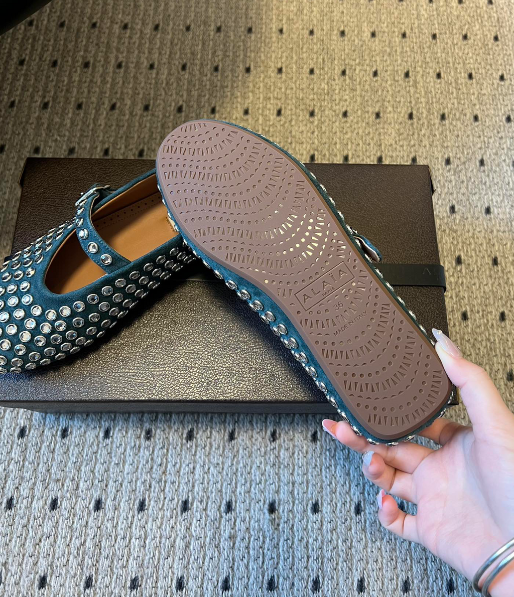ALAÏA GREEN STRASS SUEDE BALLET FLATS