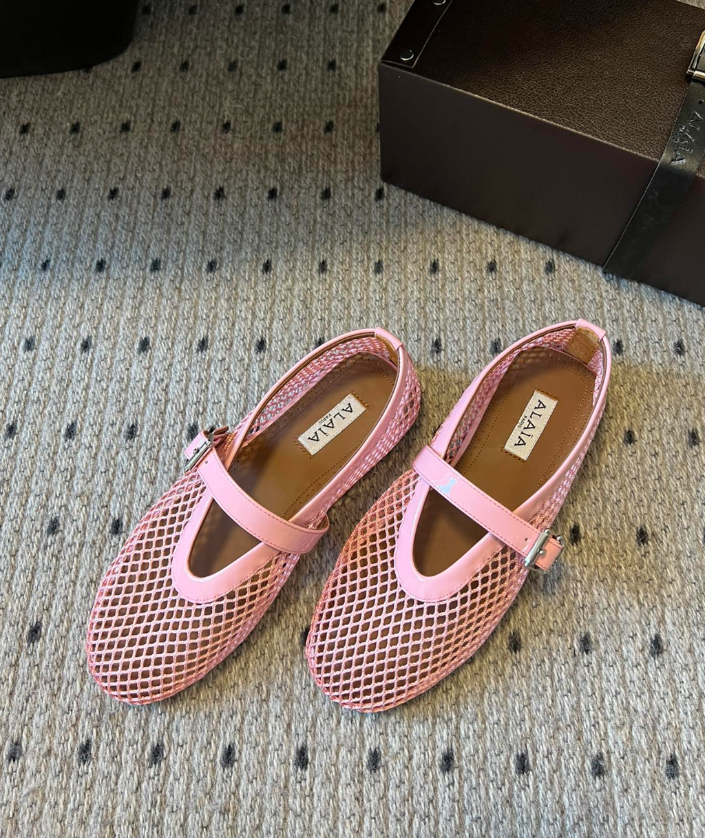 ALAÏA CHAIR BALLET FLATS IN FISHNET