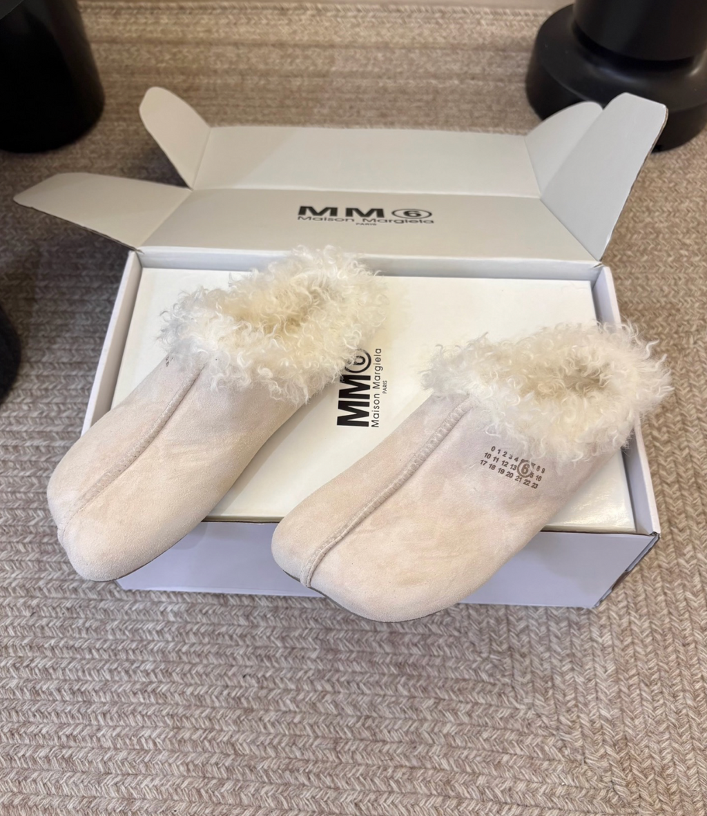 MM6 Maison Margiela faux-shearling Numeric-print slippers