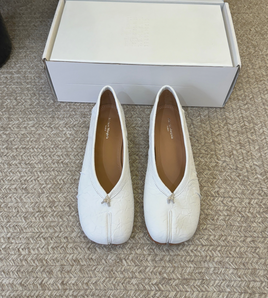 MM Leather Tabi Ballerina Heels