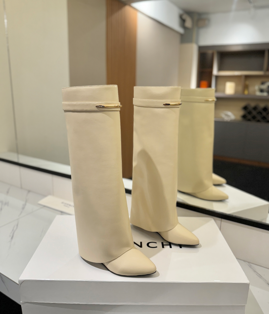 GIVENCHY Shark Leather Knee Boots Off White