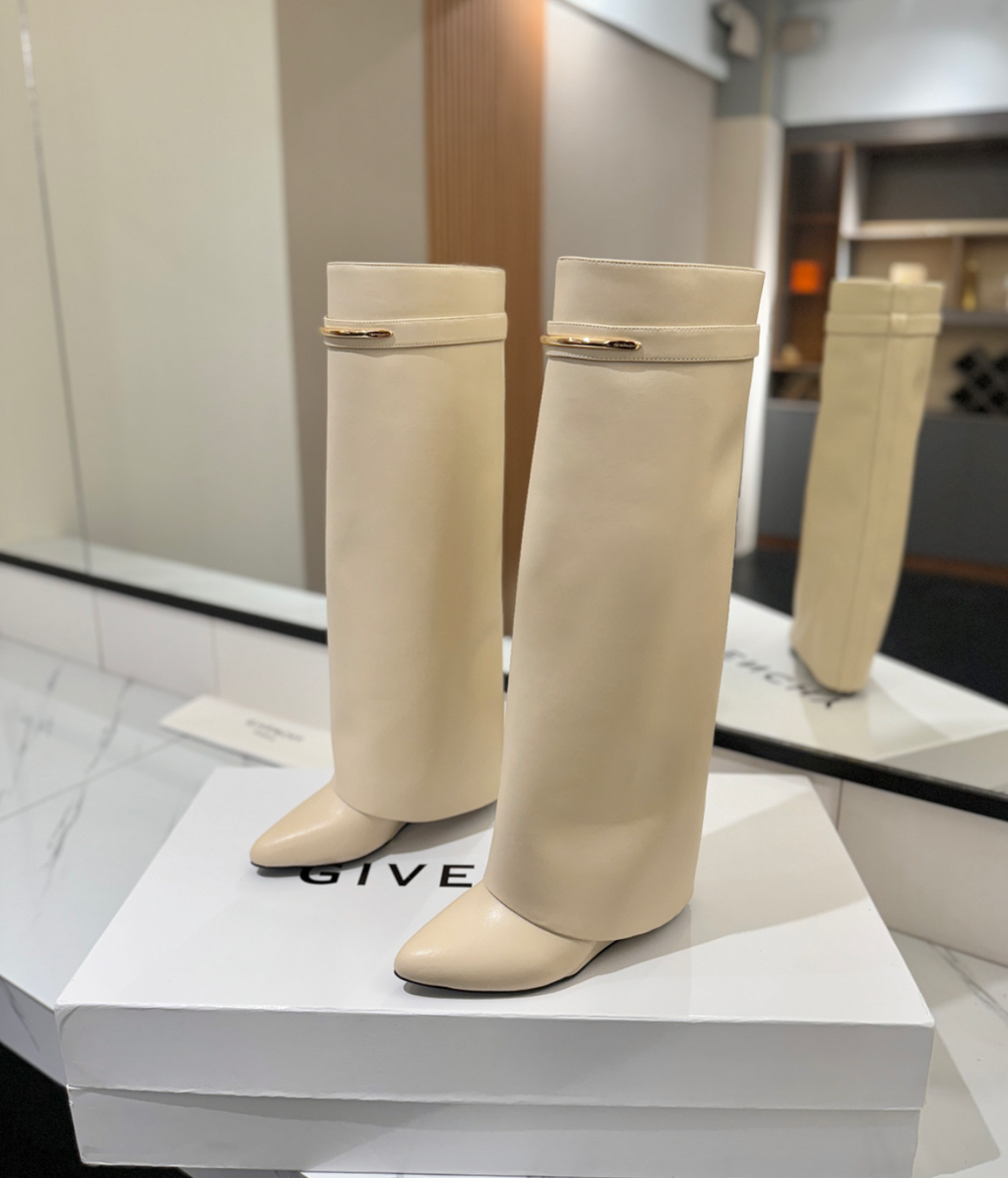 GIVENCHY Shark Leather Knee Boots Off White
