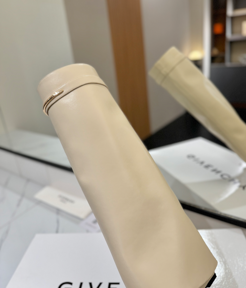 GIVENCHY Shark Leather Knee Boots Off White