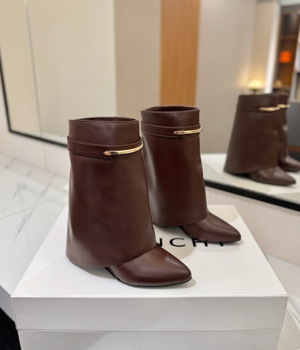 GIVENCHY Shark Pinch Ankle Boots in leather