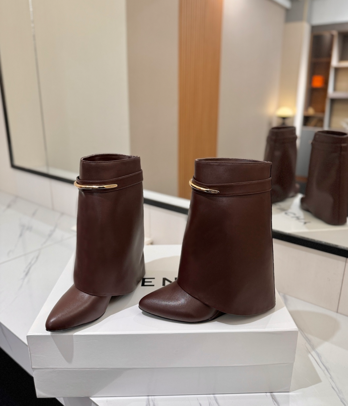 GIVENCHY Shark Pinch Ankle Boots in leather