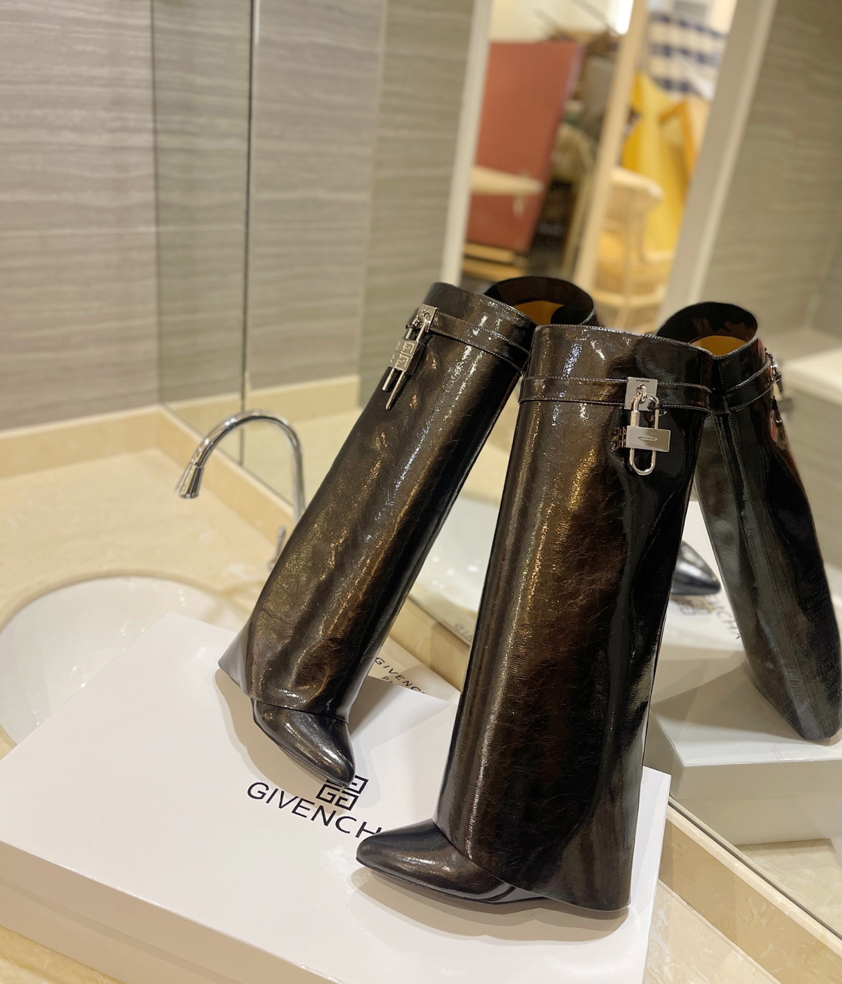 GIVENCHY Shark Lock Boots In Black