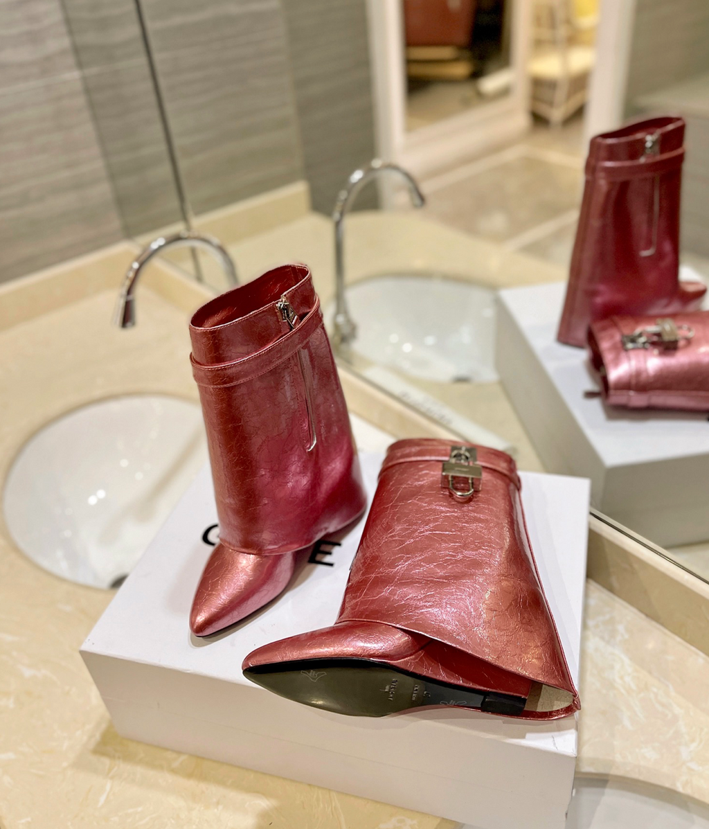 GIVENCHY Shark Lock Ankle Boots In Rose Gold
