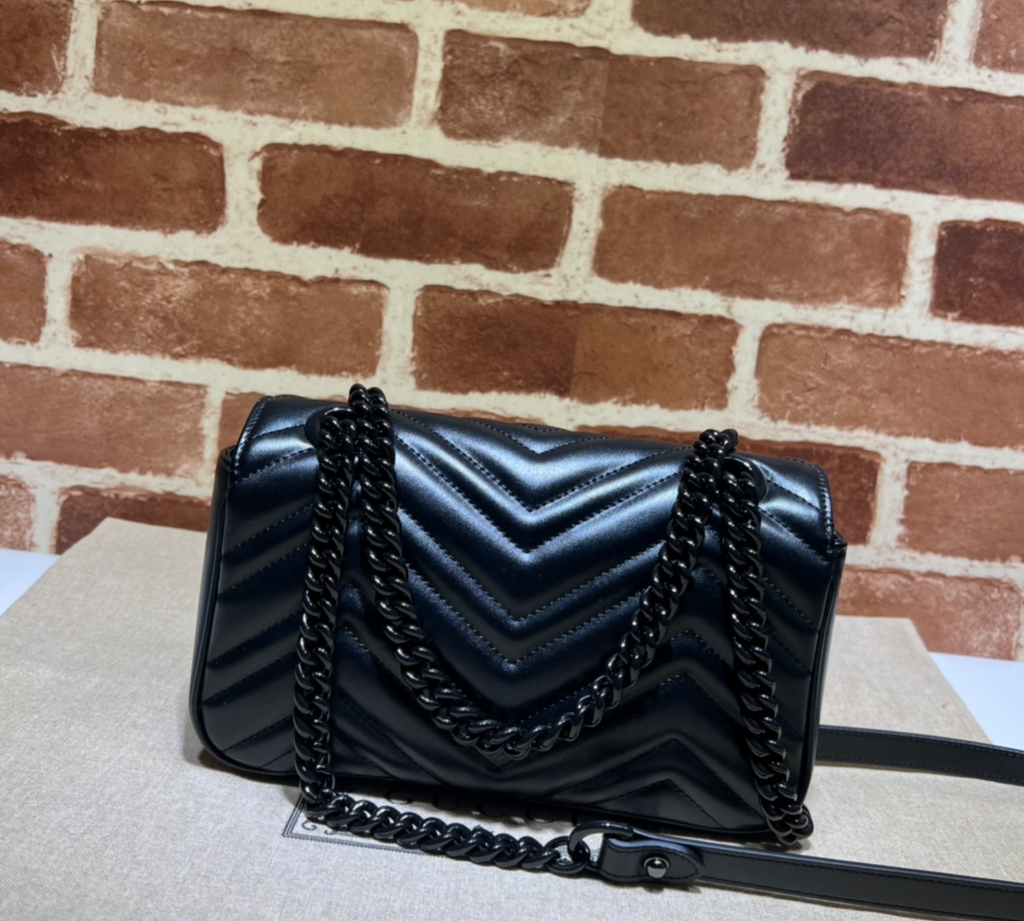Gucci GG Marmont shoulder bag