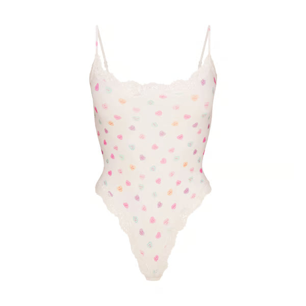 FITS EVERYBODY LACE CAMI BODYSUIT